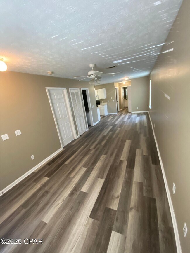 Photo - 2200 Laurie Ave
