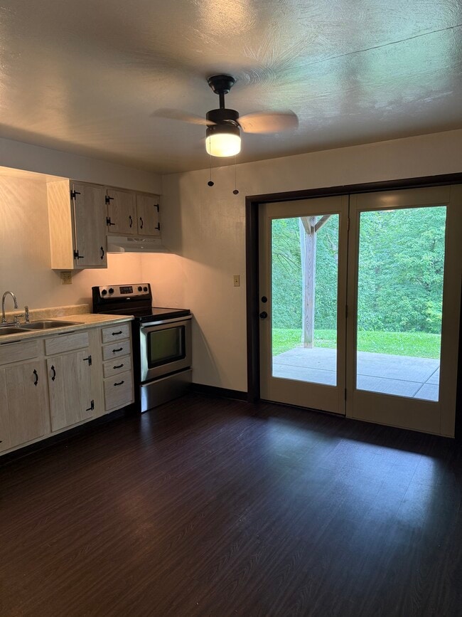 Photo - 16357 Irish Ridge Rd Unit -