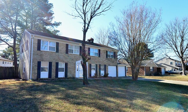 Photo - 6 Bedrooms-Little Neck Area