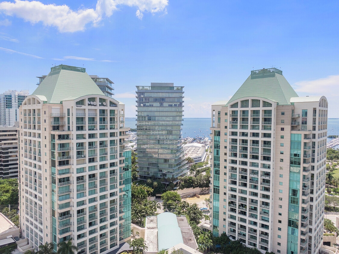 Photo - 3350 SW 27th Ave (Miami, FL)