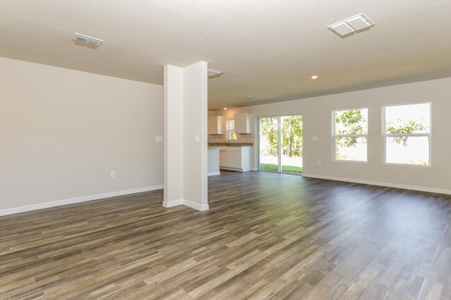 Photo - 1831 SE Airoso Blvd