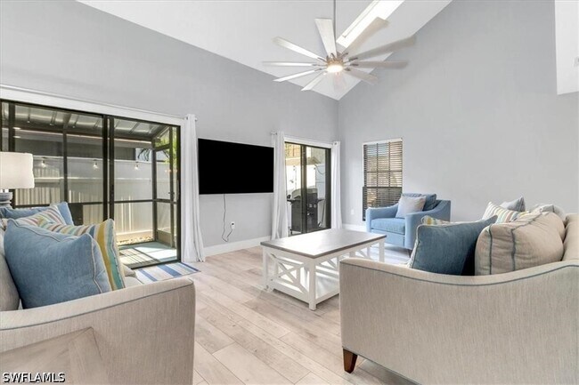 Photo - 823 Meadowland Dr