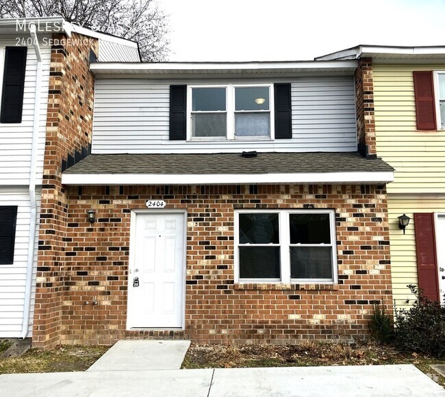 Building Photo - Washington Square Townhouses