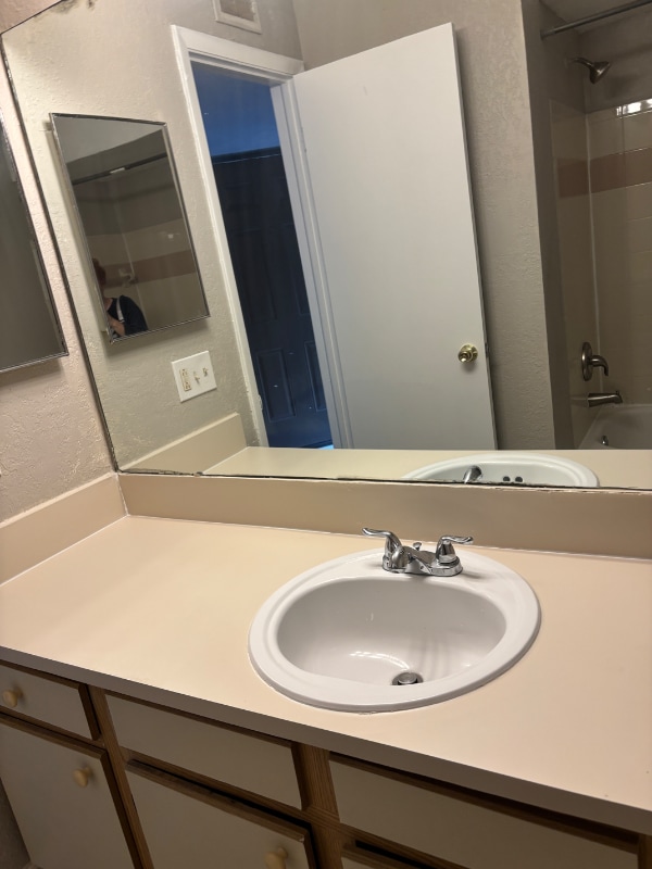 Photo - 1908 Lake Atriums Cir Unit 6