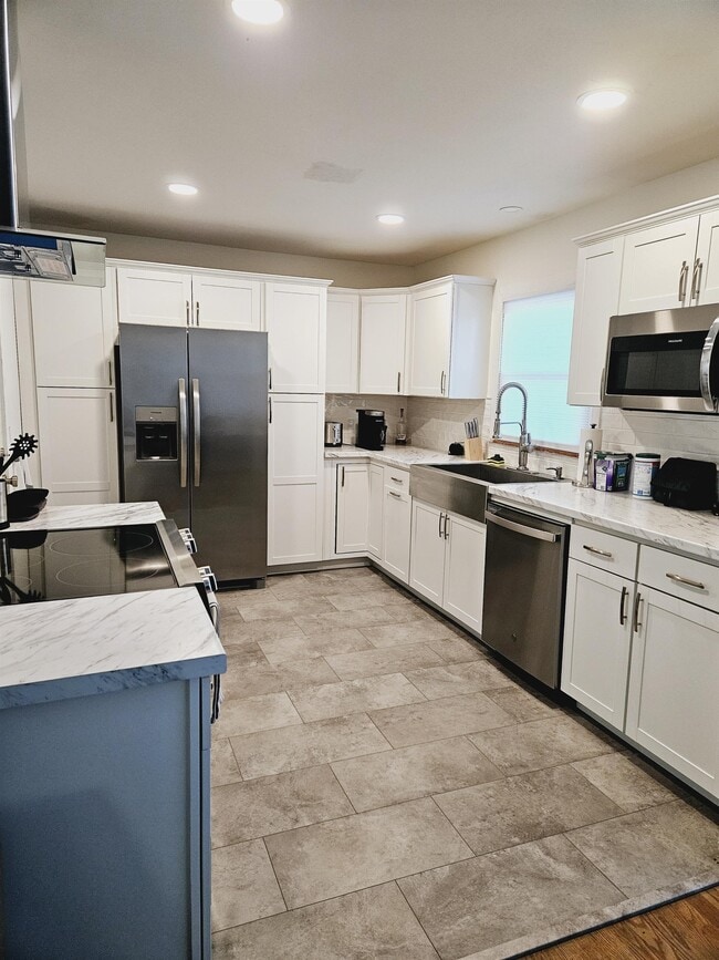 Photo - 2234 W Elm Ave