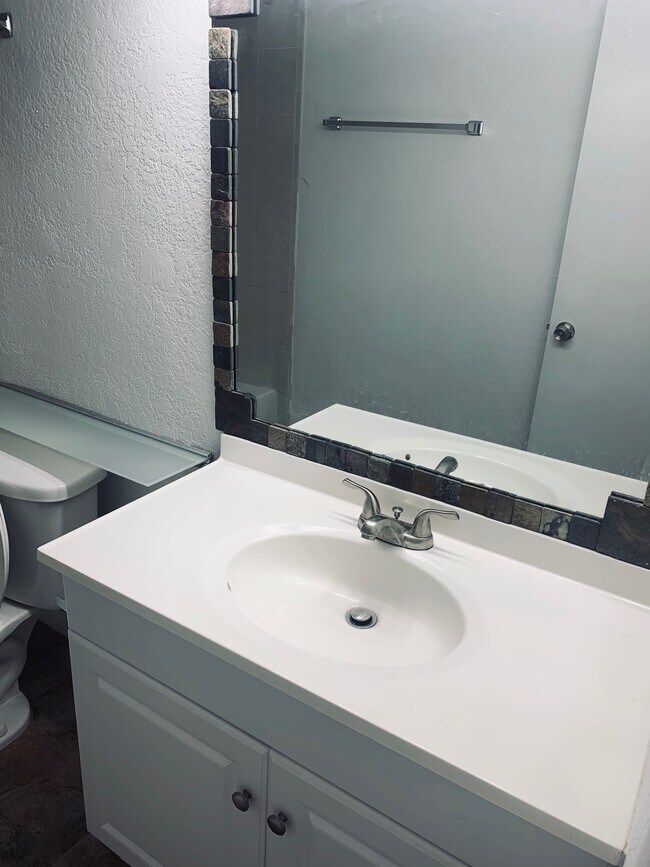 Photo - 17500 NW 68th Ave