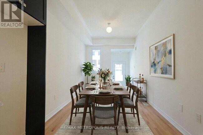 Photo - 2944 Peter Matthews Dr