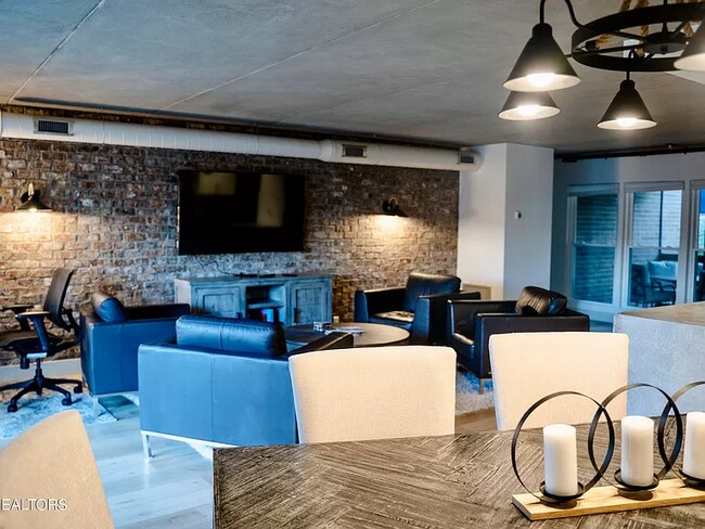 Photo - 542 Berlin Dr