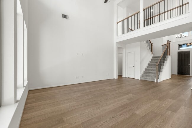 Photo - 2610 Glacier Pt Dr