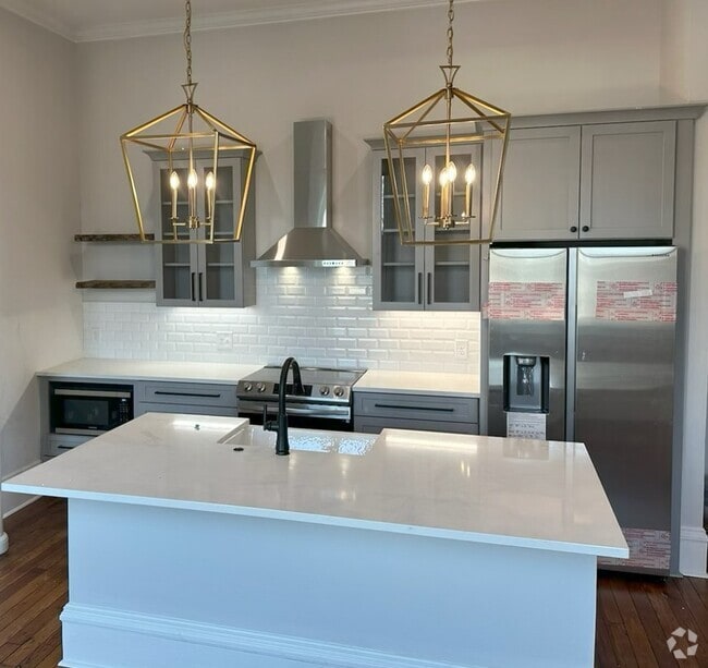 Building Photo - 709 S Church St Unit 1 Rental
