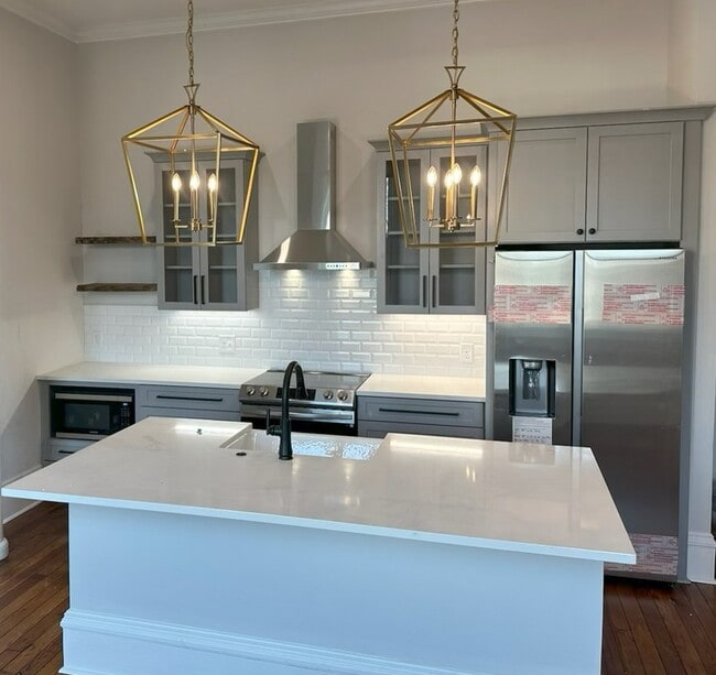 Building Photo - 709 S Church St Unit 1 Rental