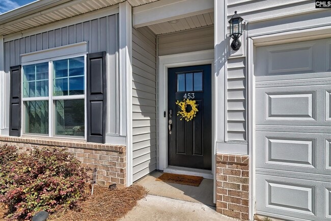 Photo - 453 Durwin Wy