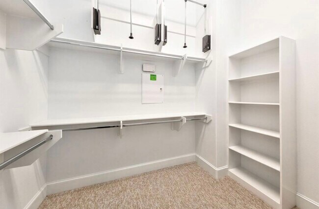 Photo - 4008 University Grove St