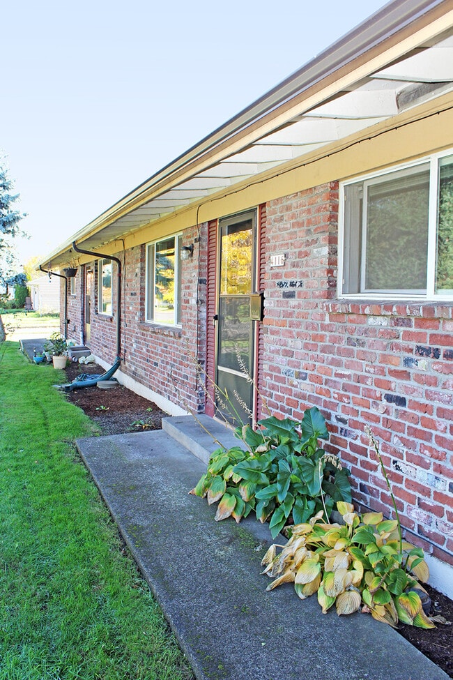 Photo - 4110-4116 N Willis Blvd Unit 4116