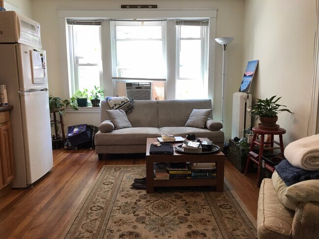 Photo - 1615 Commonwealth Ave Unidad 12