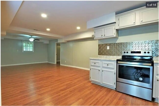 Photo - 2945 Riverbend Dr