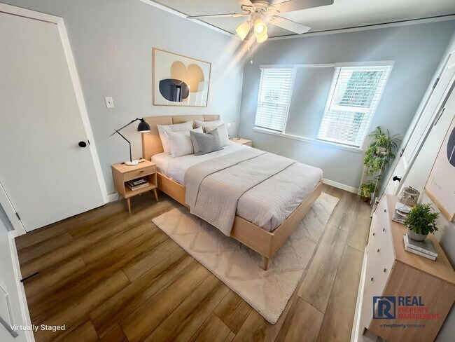 Photo - 2 bed 1 bath SFH near USC with gated parking