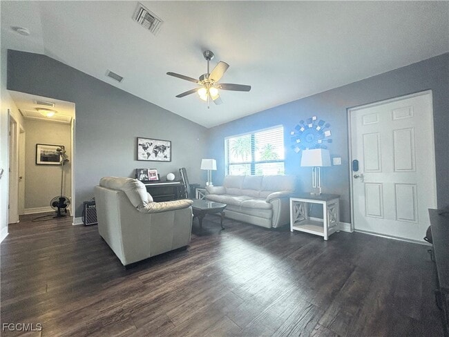 Photo - 2948 SW 6th Ave