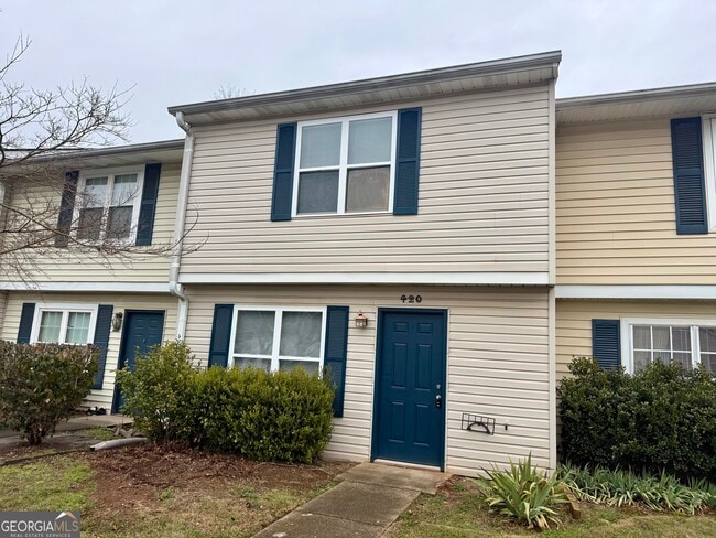 Building Photo - 420 Bainbridge Dr