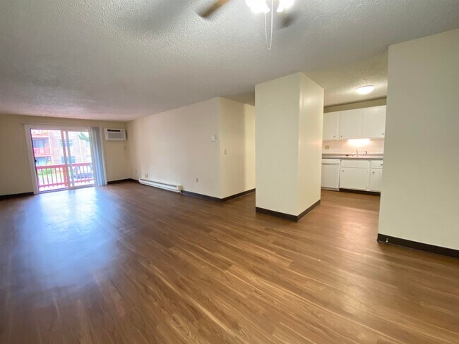 Photo - 29 Capron Rd Unit 79