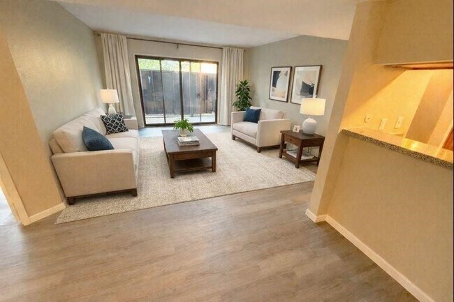 Photo - 3085 Walnut Bend Ln Unit 16