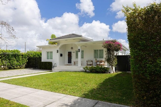 Photo - 3205 SW 68th Ave