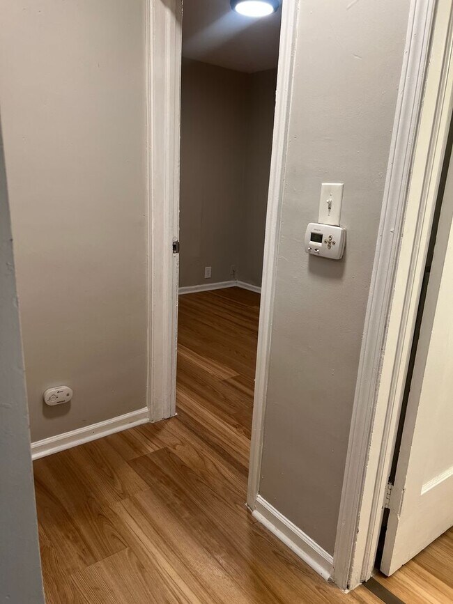 Photo - 1468 W 32nd St Unit 1470 W 32nd St