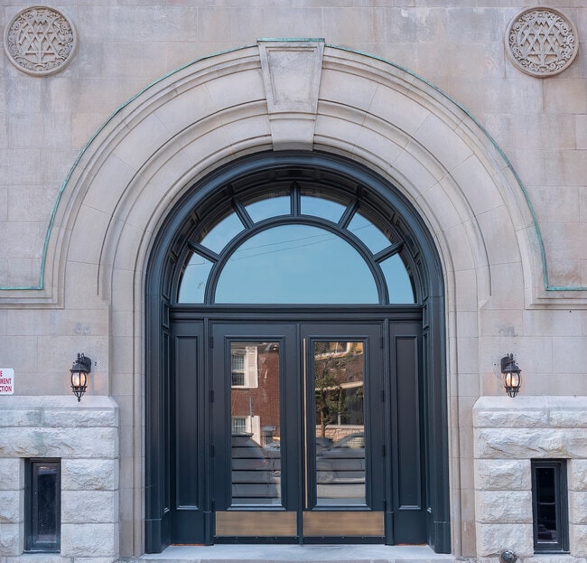 Photo - 475 George St N Unit 1 Bed