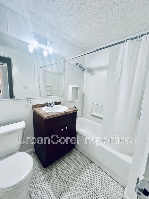 5th Ave Loft Apartments