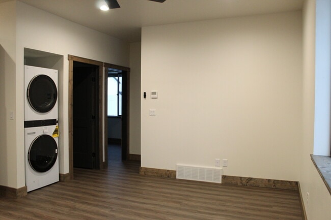 Photo - 573 S Teton Ave