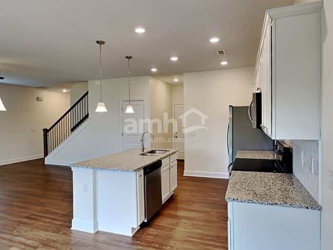 Photo - 608 Drema Ct