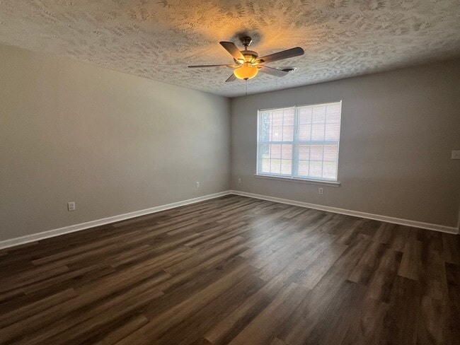 Photo - 1510 Center Pointe Dr