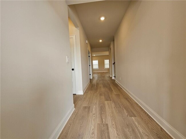 Photo - 3049 Sweet Red Cir