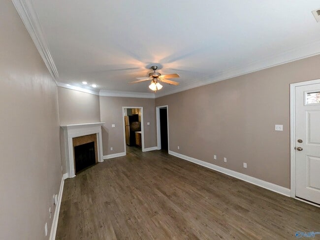 Photo - 1224 Autumn Ln SW
