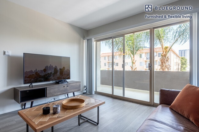 Photo - 11645 Gorham Ave Unidad FL2-ID146