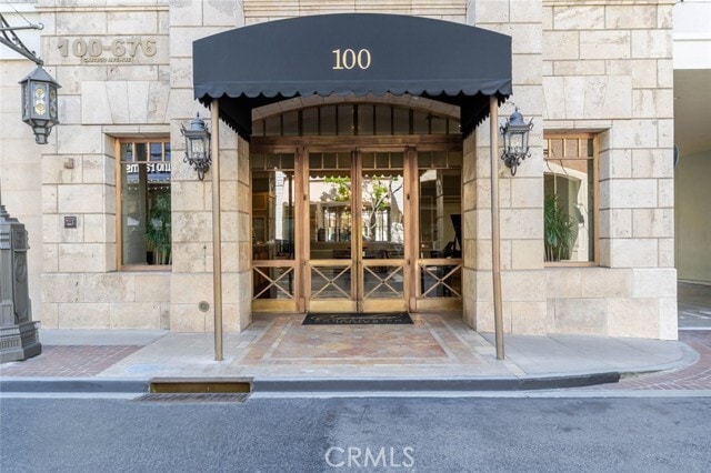 Photo - 352 Caruso Ave