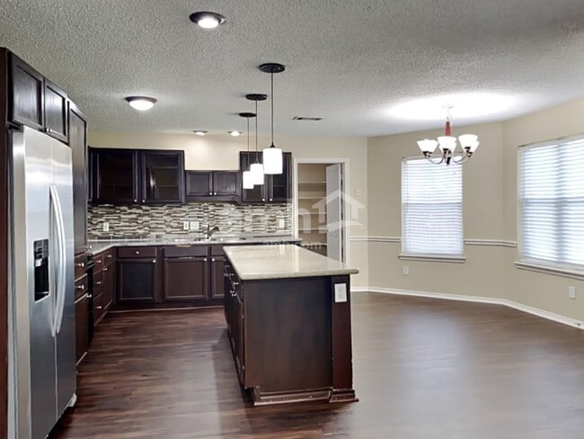 8605 Arcadia Park Dr
