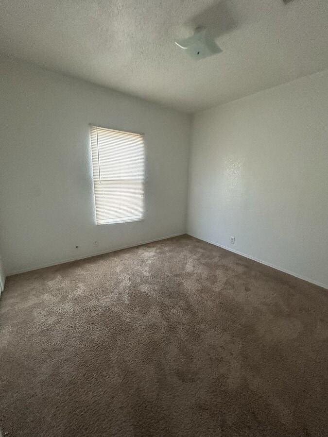 Photo - 11810 Greenglen Dr