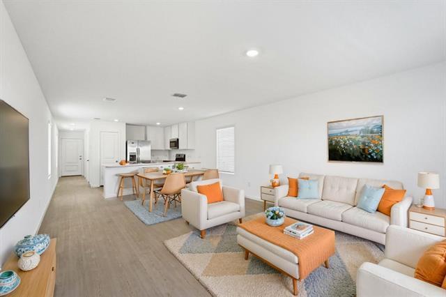 Photo - 724 Wagtail Dr
