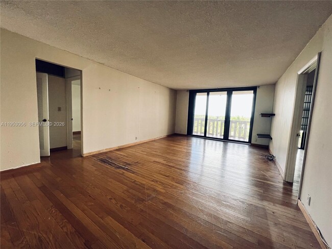 Photo - 1111 Crandon Blvd Unit A706