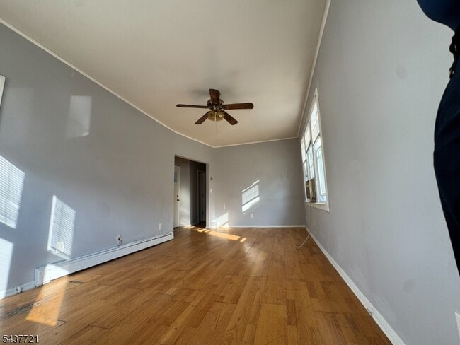 114 W 17th St