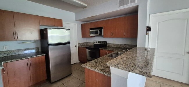 Photo - 138 SW Peacock Blvd Unit 107