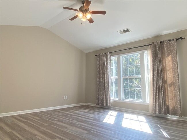 Photo - 4982 Cypress Point Dr NE