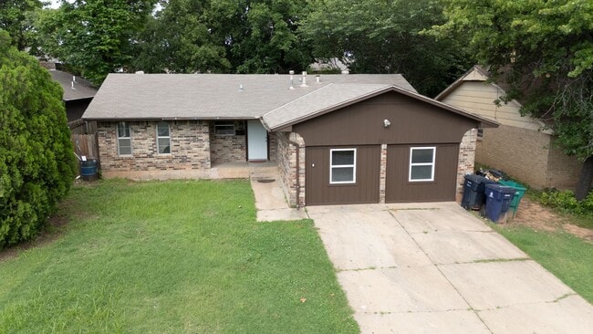 Photo - Cute 5 Bedroom House!