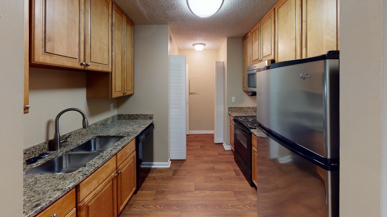 Photo - The Henley Apartments
