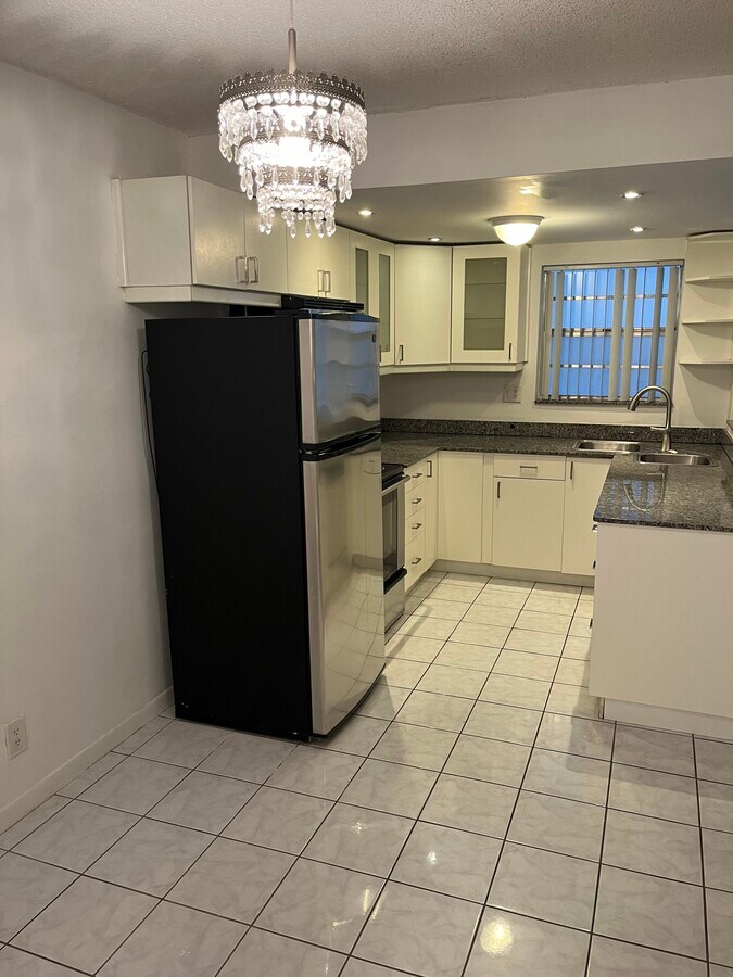 Photo - 2238 Monroe St Unit 103