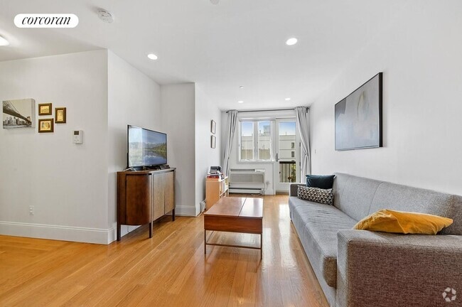 Building Photo - 2303 31st Ave Rental