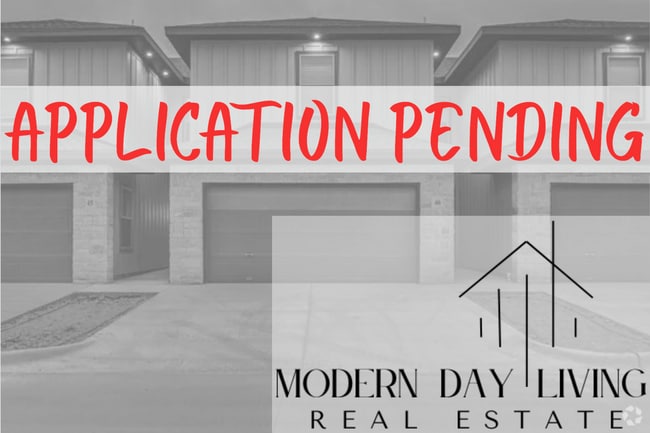 Building Photo - Move-In Ready Kyle Paul Home with Office, ...