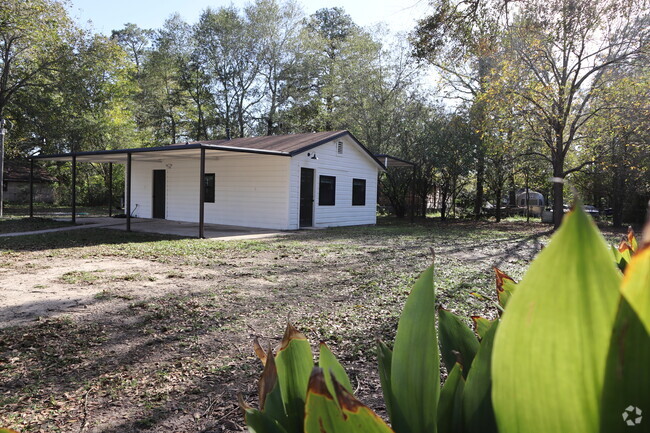 Building Photo - 30742 High Meadow Drive Unit B - Guest House (600 sf)