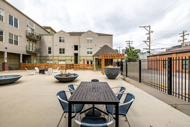 Photo - 837 E 17th Ave Unidad 2k
